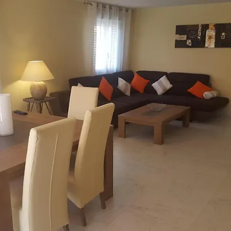 Raphael Centre Διαμέρισμα